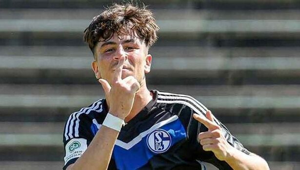 Schalke'den 19 yaşındaki Berkay gündemde