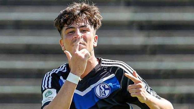 Schalke'den 19 yaşındaki Berkay gündemde