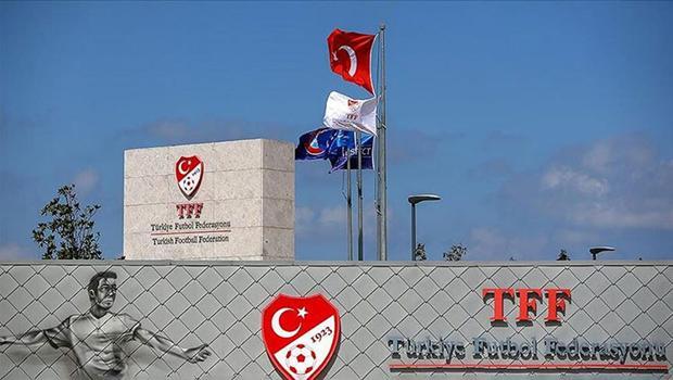 Türkiye profesyonel futbol liglerinin resmi futbol topu sponsoru adidas oldu