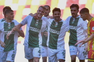 Bursaspor 8-0 Yeni Malatyaspor (2. Lig)
