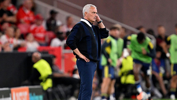 Mourinho'nun kaderi, Başkan Ali Koç'un iki dudağı arasında!