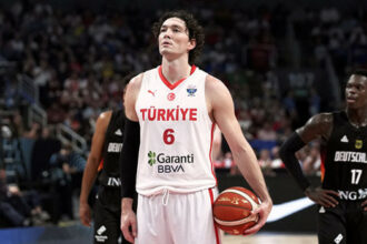 Cedi Osman: 'Son iki dakikada kaybettik!'