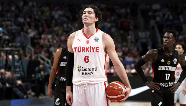 Cedi Osman: 'Son iki dakikada kaybettik!'