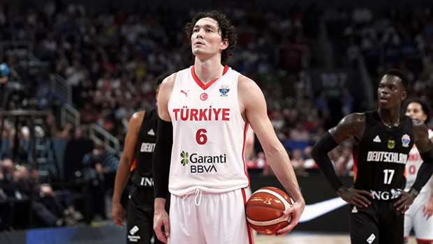 Cedi Osman: 'Son iki dakikada kaybettik!'