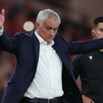 Jose Mourinho'ya 90+1 şoku! Benfica'dan sürpriz kayıp