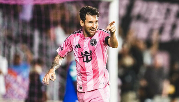 Lionel Messi imzayı atıyor!