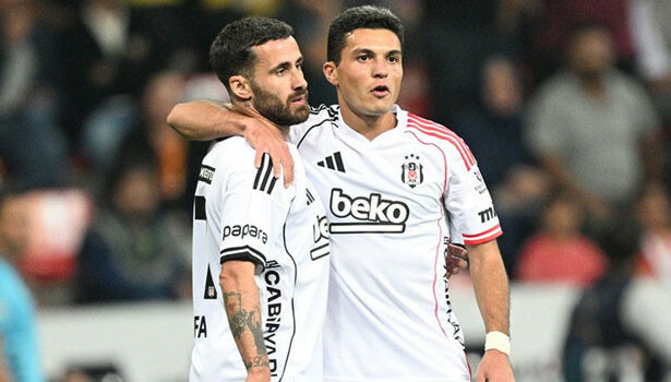 Rafa Silva'dan ilk hat-trick!