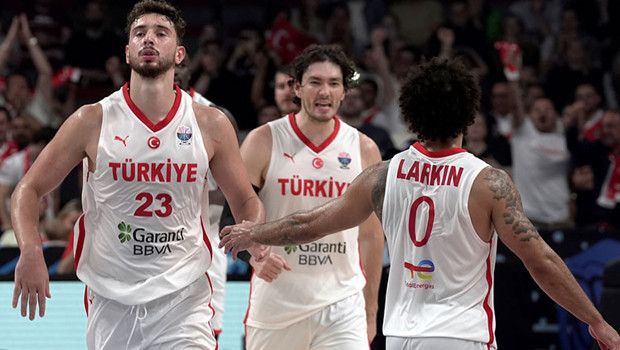 TBF Başkanı Türkoğlu'ndan Sırbistan galibiyeti ve grup birinciliği değerlendirmesi