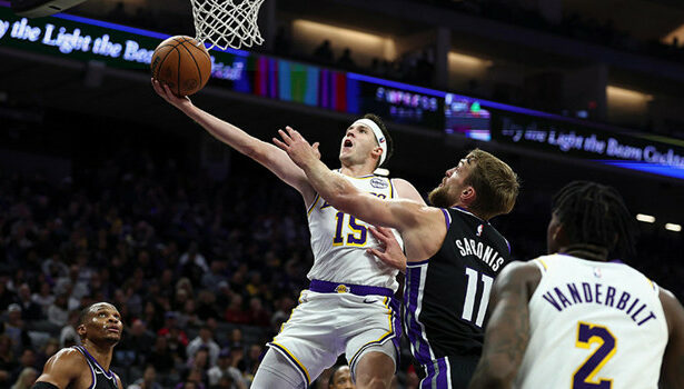 Austin Reaves, Lakers'ı galibiyete taşıdı