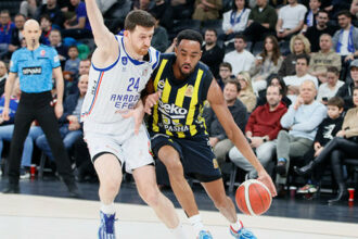 EuroLeague'de Türk derbisi heyecanı yarın oynanacak!