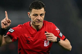 Konyaspor-Beşiktaş ve Rizespor-Başakşehir maçlarının hakemleri belli oldu