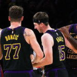 LeBron James'in rekor kırdığı maçı Lakers rahat kazandı!