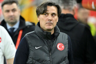 Montella'dan ligi erteleme ricası: 'Hep birlikte bir hayalin peşinden koşacağız!'