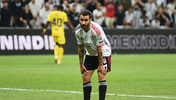 Rafa Silva, FIFA korkusuyla masada!