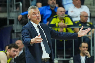 Sarunas Jasikevicius: 'Savaşarak, mücadele ederek!'