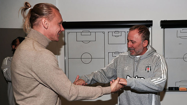 Sergen Yalçın'a idmanda Domagoj Vida sürprizi!