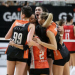 Eczacıbaşı Dynavit, 5 setlik mücadeleden galip ayrıldı!