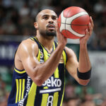 Fenerbahçe Beko evinde Barcelona ile karşılaşacak!