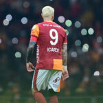 Galatasaray taraftarından yönetime Mauro Icardi için yeni sözleşme mesajı!