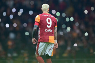 Galatasaray taraftarından yönetime Mauro Icardi için yeni sözleşme mesajı!