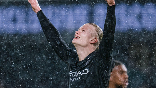 Haaland tarihe geçti, 9 gollü maçı Manchester City kazandı!