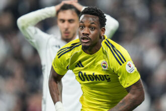 Tedesco'dan Jhon Duran'a uyarı: Takıma zarar verirsin!