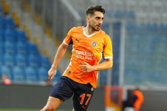 Başakşehir, Ömer Faruk Beyaz ile yolları ayırdı!