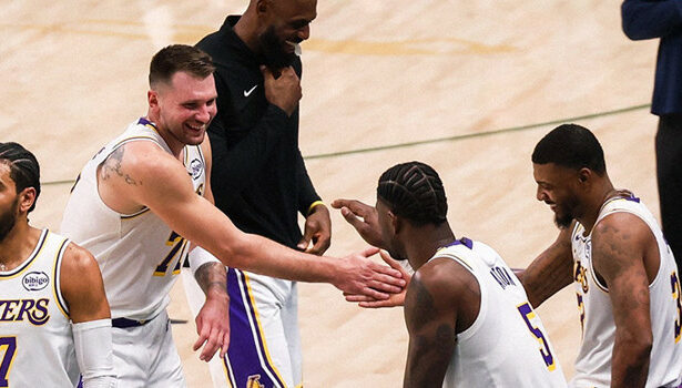 Luka Doncic 33 sayı attı! Lakers deplasmanda kazandı