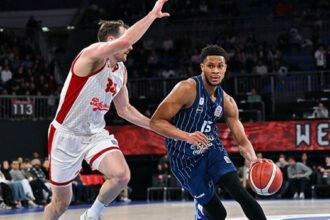 Anadolu Efes, Dörtlü Final'de!