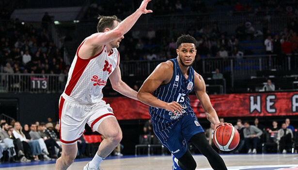 Anadolu Efes, Dörtlü Final'de!