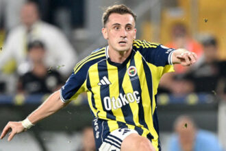 Fenerbahçe'de Trabzonspor maçı öncesi 1 eksik, 3 isim kart sınırında!