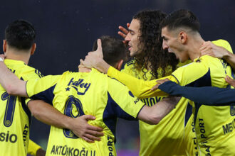 Fenerbahçe kazanırsa Galatasaray'ı yakalayacak!