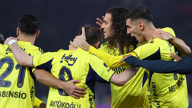 Fenerbahçe kazanırsa Galatasaray'ı yakalayacak!