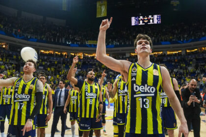 Fenerbahçe, Panathinaikos karşısında!