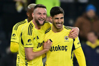 Haydi Fenerbahçe bir tarih de sen yaz!