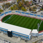 13 bin 900 kişilik statta tribünde 700 Türk olacak!