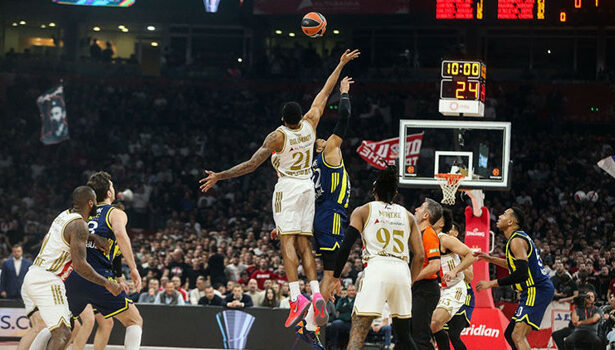 Fenerbahçe Beko, Sırbistan'da mağlup!