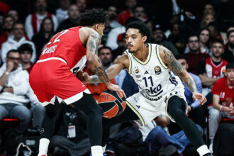 Fenerbahçe Beko, Yunanistan'da mağlup!