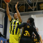 Fenerbahçe Opet yarı finalde