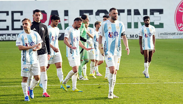 Ümraniyespor, Erzurumspor'un 13 maçlık yenilmezlik serisine son verdi!